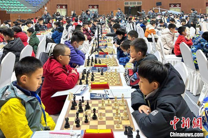 竞技宝JJB官网2025年全国国际象棋青少年锦标赛（个人）开赛 近800名棋手一决高下(图2)