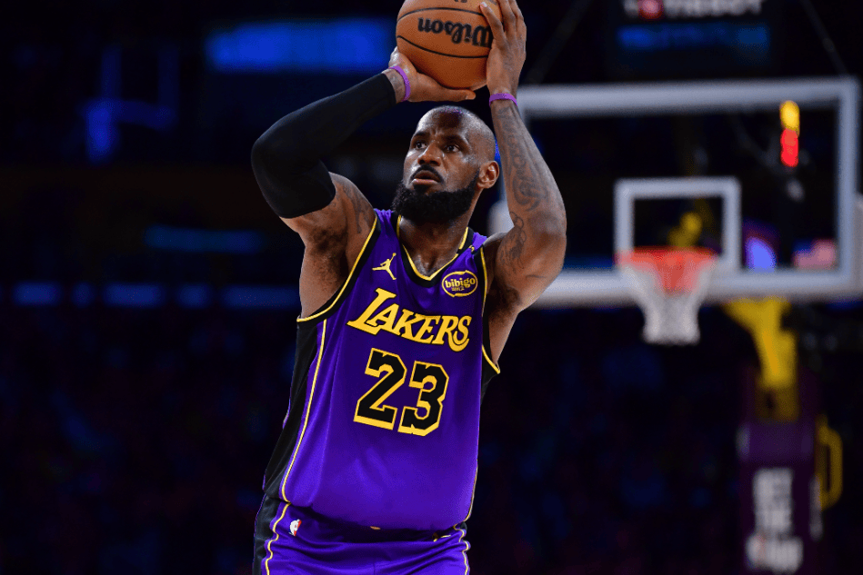 只差7场詹姆斯又竞技宝JJB下载要达成NBA神纪录现役他人看不到尾灯(图1)