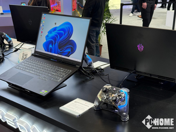 红魔竞技宝JJBapp电竞装备参展MWC 2025 加速电竞生态布局(图4)