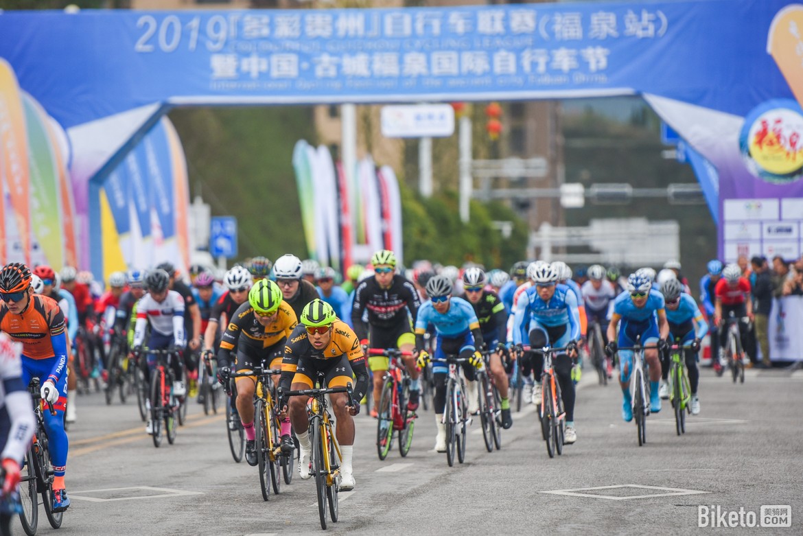 全年赛事计划公布2025虚拟F1中国竞技宝JJB下载公开赛扬帆起航(图1)