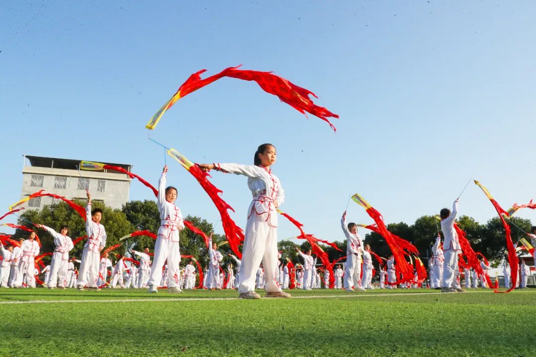 竞技宝JJB官网常练常赛常运动畅享快乐在校园(图4)